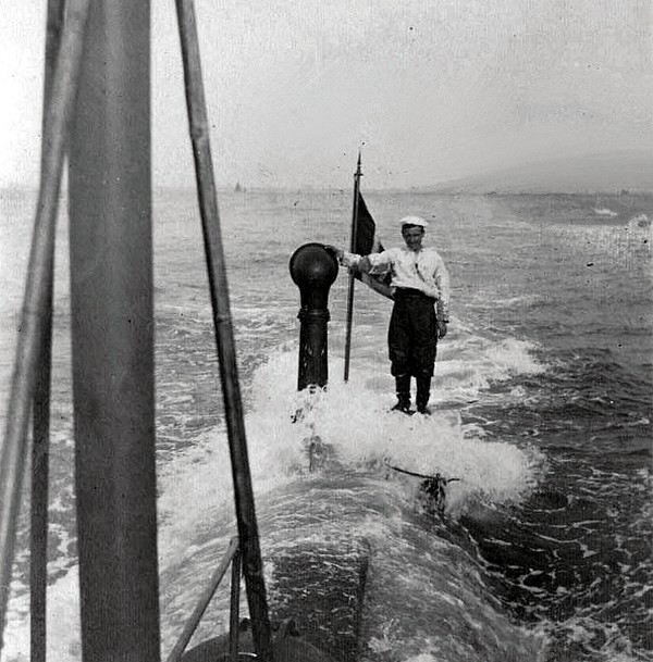 delfino smg 1895