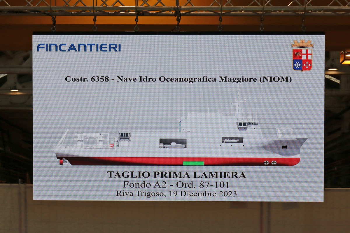 Taglio lamiera nave idro oceanografica Marina Militare Fincantieri Riva Trigoso 1